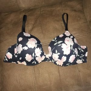 Pink by Victoria’s Secret Floral Underwire Bra